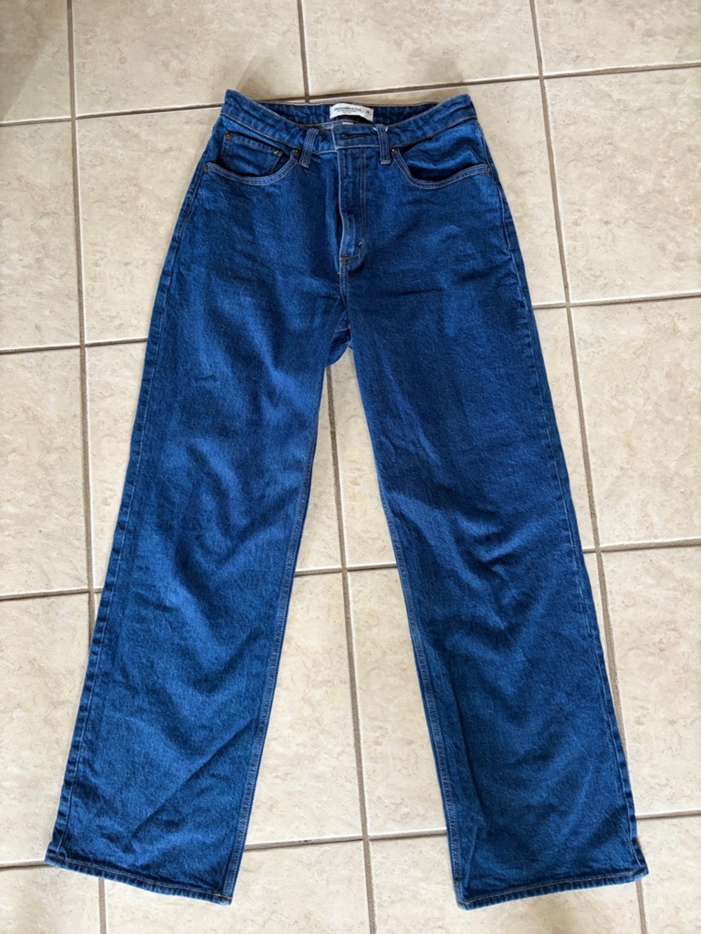 Abercrombie & Fitch Curve Love Dark Blue High-Rise Relaxed Jeans